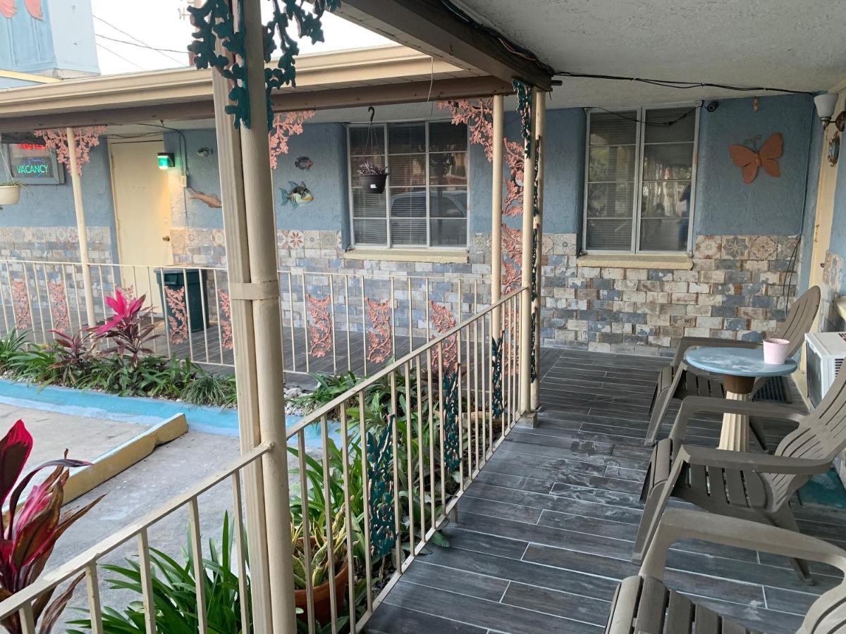 Michaels Siesta Studios Redington Shores Exterior foto